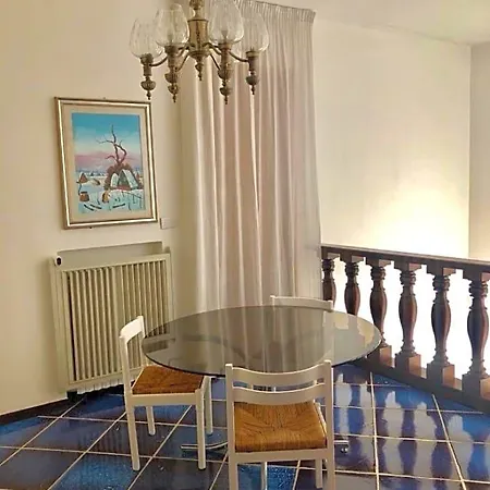 Bed & Breakfast Amendola 3*